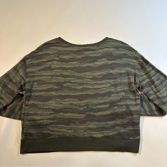 NWT $88 Splendid‎ Size L Moss Green Camo Lightweight Modal Blend Sweatshirt - Picture 2 of 8